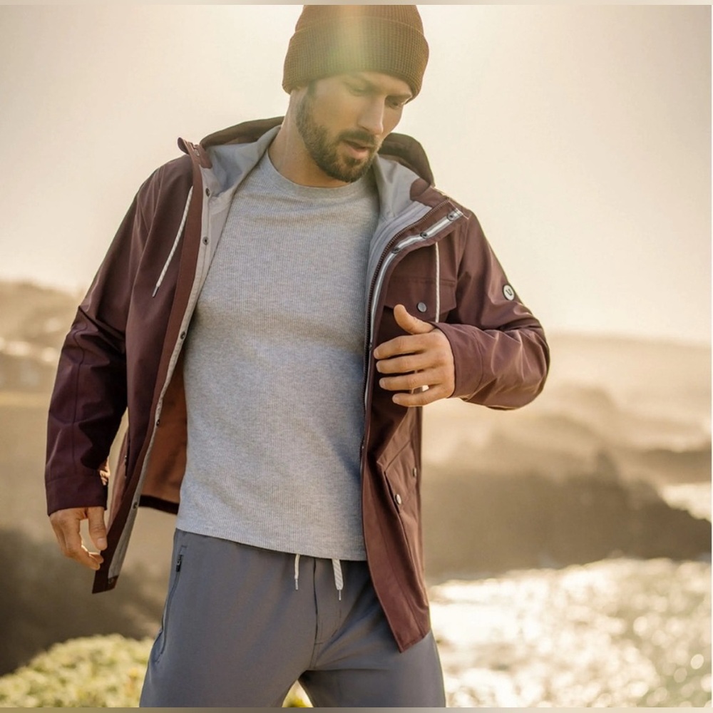 NWT Vuori Palisades Rain Jacket In Chestnut Size M